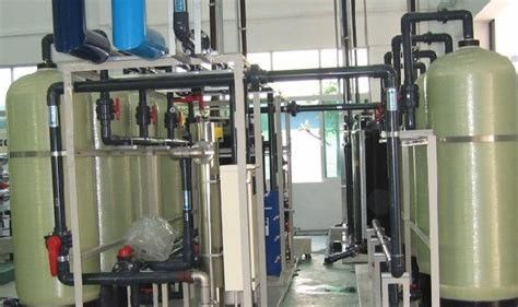 पूर्व उपचार बॉयलर फ़ूड वाटर ट्रीटमेंट सिस्टम Ro औद्योगिक उपयोग के लिए संयंत्र